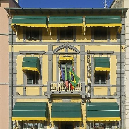 Hotel Bahia Viareggio Exteriör bild