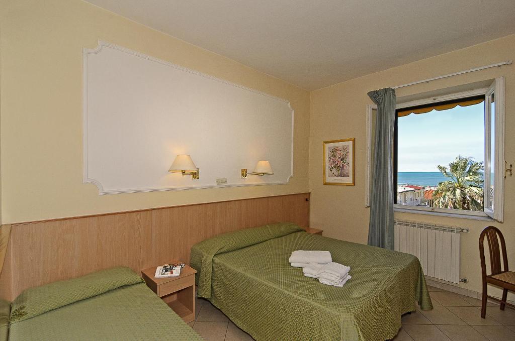 Hotel Bahia Viareggio Rum bild